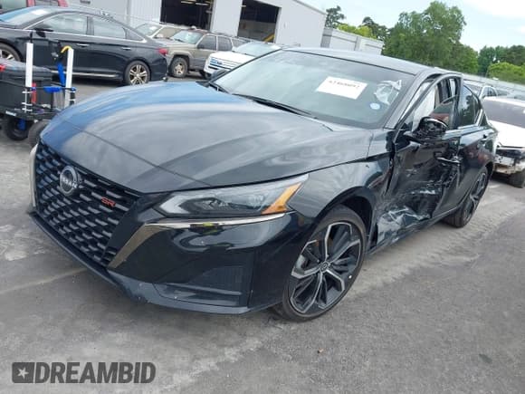 ✅ 2024 Nissan Altima SR • VIN: 1N4BL4CV2RN330145 • Лот: 42468092. Опубликован ранее на IAAI с пробегом 38 598 миль. Бесплатный доступ к архиву аукционных продаж из США и подробный отчёт об истории автомобиля на DreamBid. Изображение 2.