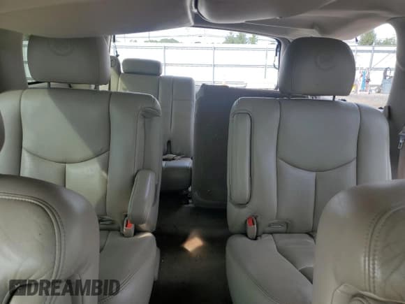 ✅ 2005 Cadillac Escalade • VIN: 1GYEK63N15R142493 • Lot: 69391354. Wystawiony na Copart z przebiegiem Nie podano. Bezpłatny archiwum sprzedaży aukcyjnych z USA i szczegółowy raport historii pojazdu na DreamBid. Zdjęcie 10.