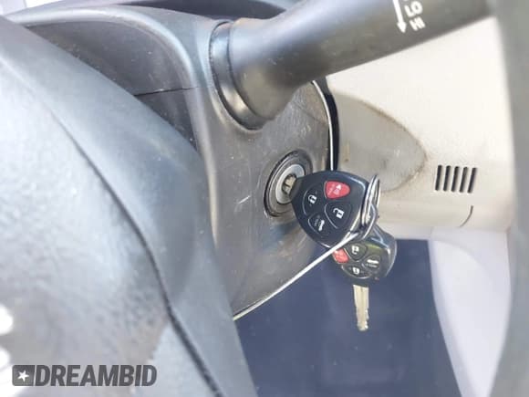 ✅ 2013 Toyota Corolla LE • VIN: 5YFBU4EE9DP082556 • Lot: 43267843. Wystawiony na IAAI z przebiegiem 317 810 mil. Bezpłatny archiwum sprzedaży aukcyjnych z USA i szczegółowy raport historii pojazdu na DreamBid. Zdjęcie 11.