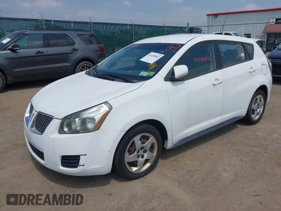 ✅ 2009 Pontiac Vibe 1SA • VIN: 5Y2SP67829Z464547 • Lot: 42420862. Wystawiony na IAAI z przebiegiem 118 207 mil. Bezpłatny archiwum sprzedaży aukcyjnych z USA i szczegółowy raport historii pojazdu na DreamBid. Zdjęcie 17.