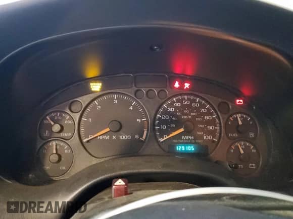 2003 Chevrolet Blazer LS с VIN 1GNCT18XX3K123137, выставлен на аукционе Copart как лот 41683155 с пробегом 129 105 миль миль и На запчасти • Non repairable. История ставок и продаж доступна на DreamBid. Изображение 9.