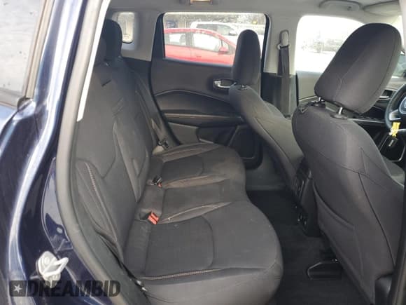 ✅ 2019 Jeep Compass Sport • VIN: 3C4NJCAB4KT677305 • Lot: 91971555. Wystawiony na Copart z przebiegiem 79 811 mil. Bezpłatny archiwum sprzedaży aukcyjnych z USA i szczegółowy raport historii pojazdu na DreamBid. Zdjęcie 11.