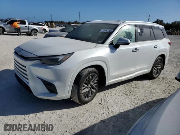 ✅ 2024 Lexus TX 350 • VIN: 5TDAAAA62RS005852 • Лот: 77067484. Опубликован ранее на Copart с пробегом Не указан. Бесплатный доступ к архиву аукционных продаж из США и подробный отчёт об истории автомобиля на DreamBid. Изображение 1.