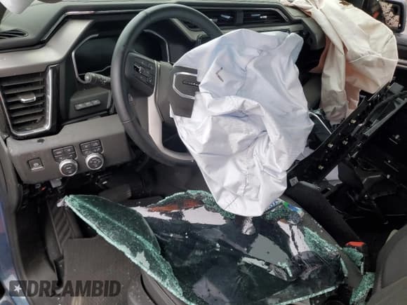 ✅ 2025 GMC Sierra 1500 Denali • VIN: 1GTUUGEL4SZ212190 • Лот: 57651885. Опубликован ранее на Copart с пробегом 2 273 миль. Бесплатный доступ к архиву аукционных продаж из США и подробный отчёт об истории автомобиля на DreamBid. Изображение 8.