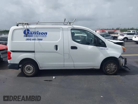 ✅ 2015 Nissan NV200 SV • VIN: 3N6CM0KN8FK697409 • Lot: 42437543. Listed on IAAI with 181,297 mi. Free auction sales archive from the USA and detailed vehicle history report at DreamBid. Image 14.