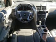 ✅ 2010 Chevrolet Traverse LS • VIN: 1GNLVEED1AS139462 • Lot: 74953094. Wystawiony na Copart z przebiegiem 142 790 mil. Bezpłatny archiwum sprzedaży aukcyjnych z USA i szczegółowy raport historii pojazdu na DreamBid. Zdjęcie 8.