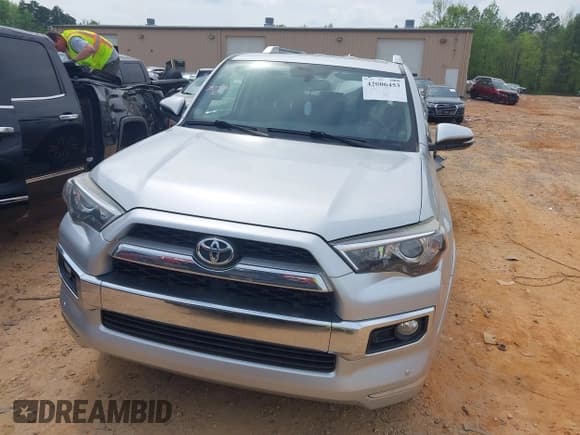 ✅ 2015 Toyota 4Runner SR5 • VIN: JTEZU5JR7F5103722 • Lot: 42006453. Wystawiony na IAAI z przebiegiem 152 816 mil. Bezpłatny archiwum sprzedaży aukcyjnych z USA i szczegółowy raport historii pojazdu na DreamBid. Zdjęcie 12.