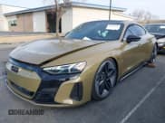 ✅ 2024 Audi RS e-tron GT • VIN: WAUBHBFW5R7900659 • Lot: 41797376. Wystawiony na IAAI z przebiegiem 1 010 mil. Bezpłatny archiwum sprzedaży aukcyjnych z USA i szczegółowy raport historii pojazdu na DreamBid. Zdjęcie 2.