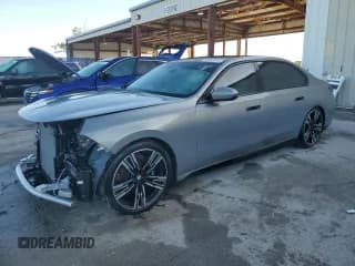 ✅ 2023 BMW 7 Series 740i • VIN: WBA23EH03PCN09717 • Лот: 78785064. Опубликован ранее на Copart с пробегом 9 601 миль. Бесплатный доступ к архиву аукционных продаж из США и подробный отчёт об истории автомобиля на DreamBid. Изображение 1.