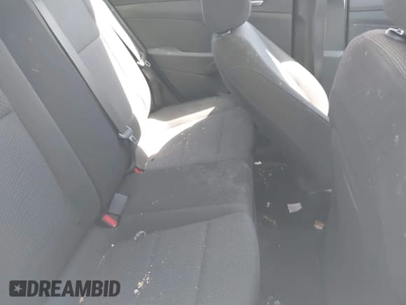 ✅ 2018 Hyundai Accent SE • VIN: 3KPC24A37JE026210 • Lot: 41753981. Wystawiony na IAAI z przebiegiem 136 056 mil. Bezpłatny archiwum sprzedaży aukcyjnych z USA i szczegółowy raport historii pojazdu na DreamBid. Zdjęcie 8.