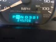 ✅ 2002 Chevrolet Tahoe LS • VIN: 1GNEC13Z42R243992 • Lot: 43706507. Listed on IAAI with 245,208 mi. Free auction sales archive from the USA and detailed vehicle history report at DreamBid. Image 15.