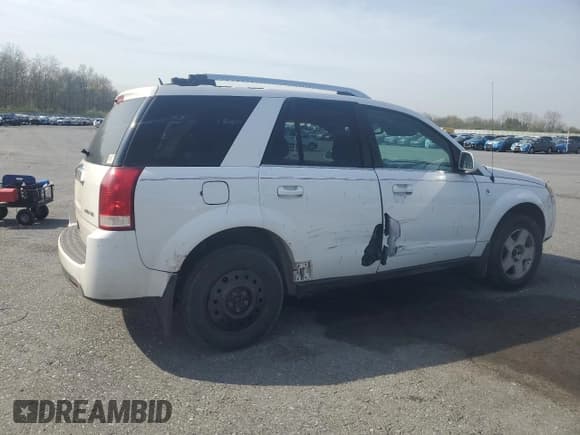 ✅ 2006 Saturn VUE • VIN: 5GZCZ63446S839083 • Lot: 54490975. Wystawiony na Copart z przebiegiem 244 216 mil. Bezpłatny archiwum sprzedaży aukcyjnych z USA i szczegółowy raport historii pojazdu na DreamBid. Zdjęcie 3.