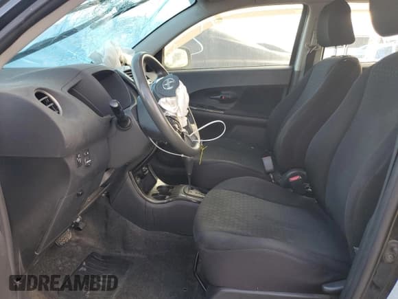 ✅ 2009 Scion xD • VIN: JTKKU10499J048909 • Lot: 91502885. Listed on Copart with 128,936 mi. Free auction sales archive from the USA and detailed vehicle history report at DreamBid. Image 7.