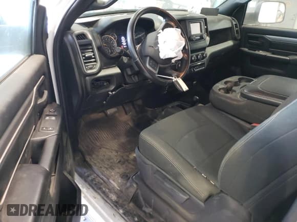 ✅ 2021 Ram 2500 • VIN: 3C7WR5AJ2MG645404 • Lot: 82789584. Wystawiony na Copart z przebiegiem 16 482 mil. Bezpłatny archiwum sprzedaży aukcyjnych z USA i szczegółowy raport historii pojazdu na DreamBid. Zdjęcie 8.