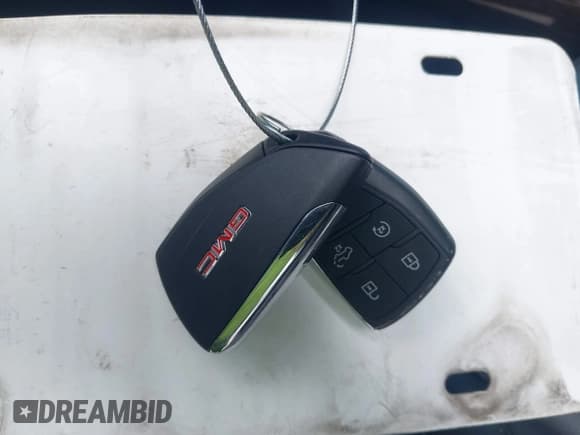 ✅ 2025 GMC Sierra 1500 Elevation • VIN: 3GTPHCED4SG221913 • Lot: 43223991. Listed on IAAI with 11,863 mi. Free auction sales archive from the USA and detailed vehicle history report at DreamBid. Image 11.