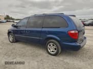 ✅ 2002 Dodge Caravan EX • VIN: 2B4GP74L22R523257 • Lot: 95723235. Listed on Copart with 71,312 mi. Free auction sales archive from the USA and detailed vehicle history report at DreamBid. Image 2.