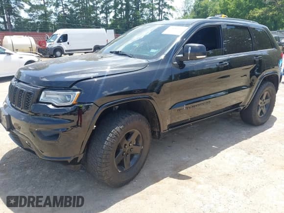 ✅ 2017 Jeep Grand Cherokee Overland • VIN: 1C4RJECG7HC659553 • Лот: 42684503. Опубликован ранее на IAAI с пробегом 152 007 миль. Бесплатный доступ к архиву аукционных продаж из США и подробный отчёт об истории автомобиля на DreamBid. Изображение 2.