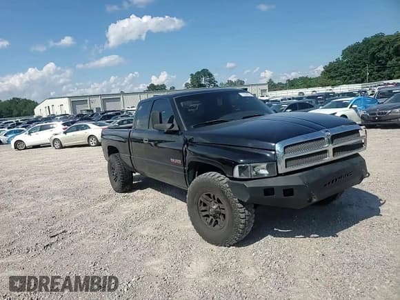 ✅ 2000 Dodge 2500 • VIN: 3B7KC2369YG159022 • Lot: 62839935. Listed on Copart with 267,277 mi. Free auction sales archive from the USA and detailed vehicle history report at DreamBid. Image 13.