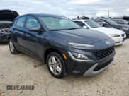 ✅ 2022 Hyundai Kona SE • VIN: KM8K22AB4NU805476 • Лот: 74182684. Опубликован ранее на Copart с пробегом Не указан. Бесплатный доступ к архиву аукционных продаж из США и подробный отчёт об истории автомобиля на DreamBid. Изображение 4.