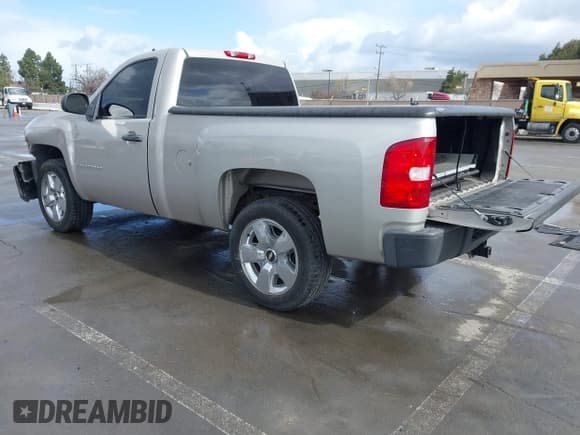 ✅ 2007 Chevrolet Silverado 1500 Work Truck • VIN: 1GCEC14X97Z612357 • Лот: 41814559. Опубликован ранее на IAAI с пробегом 176 664 миль. Бесплатный доступ к архиву аукционных продаж из США и подробный отчёт об истории автомобиля на DreamBid. Изображение 3.