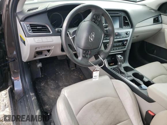 ✅ 2017 Hyundai Sonata Sport • VIN: 5NPE34AF8HH592740 • Лот: 40680043. Опубликован ранее на Copart с пробегом 69 117 миль. Бесплатный доступ к архиву аукционных продаж из США и подробный отчёт об истории автомобиля на DreamBid. Изображение 8.