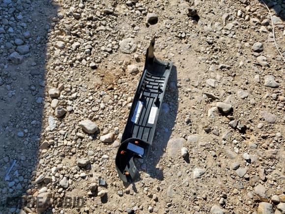 ✅ 2019 Jeep Cherokee Latitude • VIN: 1C4PJLCB2KD348260 • Lot: 90700975. Wystawiony na Copart z przebiegiem 118 193 mil. Bezpłatny archiwum sprzedaży aukcyjnych z USA i szczegółowy raport historii pojazdu na DreamBid. Zdjęcie 13.