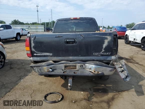 ✅ 2001 Chevrolet Silverado 1500 LS • VIN: 2GCEK19V811119425 • Лот: 68385045. Опубликован ранее на Copart с пробегом 265 413 миль. Бесплатный доступ к архиву аукционных продаж из США и подробный отчёт об истории автомобиля на DreamBid. Изображение 6.