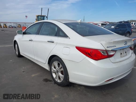 ✅ 2011 Hyundai Sonata SE • VIN: 5NPEC4AC9BH252087 • Лот: 43682411. Опубликован ранее на IAAI с пробегом 128 290 миль. Бесплатный доступ к архиву аукционных продаж из США и подробный отчёт об истории автомобиля на DreamBid. Изображение 3.