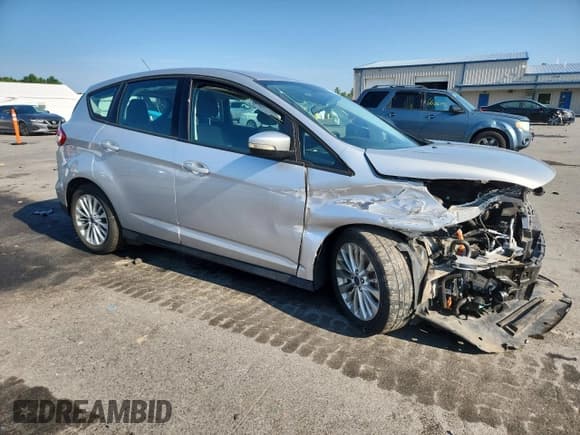 ✅ 2017 Ford C-Max SE • VIN: 1FADP5EU6HL103235 • Lot: 66640185. Wystawiony na Copart z przebiegiem 60 859 mil. Bezpłatny archiwum sprzedaży aukcyjnych z USA i szczegółowy raport historii pojazdu na DreamBid. Zdjęcie 4.