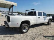 ✅ 2005 Chevrolet Silverado 1500 • VIN: 1GBJC33295F876875 • Лот: 81728055. Опубликован ранее на Copart с пробегом 224 542 миль. Бесплатный доступ к архиву аукционных продаж из США и подробный отчёт об истории автомобиля на DreamBid. Изображение 3.