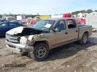 ✅ 2003 Dodge Dakota SLT • VIN: 1D7HL48X53S348636 • Lot: 41329221. Wystawiony na IAAI z przebiegiem 133 075 mil. Bezpłatny archiwum sprzedaży aukcyjnych z USA i szczegółowy raport historii pojazdu na DreamBid. Zdjęcie 2.