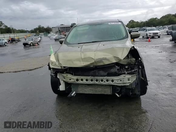 ✅ 2013 Ford Escape SE • VIN: 1FMCU0G9XDUA21874 • Lot: 85776395. Wystawiony na Copart z przebiegiem 201 652 mil. Bezpłatny archiwum sprzedaży aukcyjnych z USA i szczegółowy raport historii pojazdu na DreamBid. Zdjęcie 15.