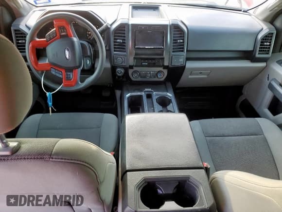 ✅ 2016 Ford F-150 XL • VIN: 1FTEW1CF7GKE23697 • Лот: 91630315. Опубликован ранее на Copart с пробегом 107 332 миль. Бесплатный доступ к архиву аукционных продаж из США и подробный отчёт об истории автомобиля на DreamBid. Изображение 8.