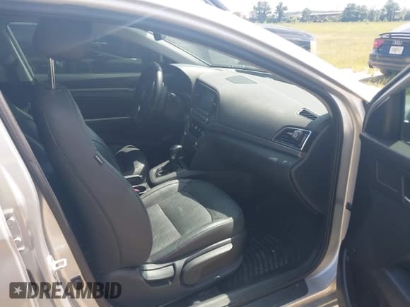 ✅ 2017 Hyundai Elantra Value Edition • VIN: 5NPD84LF7HH057196 • Lot: 42844207. Listed on IAAI with 76,358 mi. Free auction sales archive from the USA and detailed vehicle history report at DreamBid. Image 5.