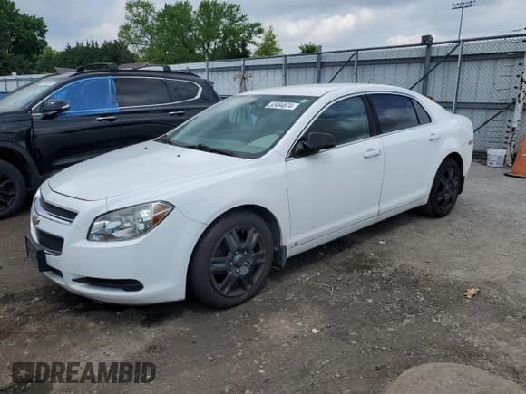 ✅ 2010 Chevrolet Malibu 1LS • VIN: 1G1ZB5EB7A4105422 • Lot: 53494674. Listed on Copart with 161,813 mi. Free auction sales archive from the USA and detailed vehicle history report at DreamBid. Image 1.