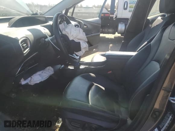 ✅ 2021 Toyota Prius LE • VIN: JTDKAMFP4M3175678 • Lot: 42037705. Listed on Copart with 56,938 mi. Free auction sales archive from the USA and detailed vehicle history report at DreamBid. Image 7.