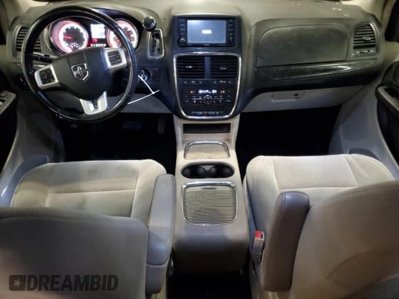 ✅ 2013 Dodge Grand Caravan Crew • VIN: 2C4RDGDG4DR796162 • Lot: 90513685. Wystawiony na Copart z przebiegiem 245 251 mil. Bezpłatny archiwum sprzedaży aukcyjnych z USA i szczegółowy raport historii pojazdu na DreamBid. Zdjęcie 8.