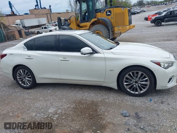 ✅ 2020 Infiniti Q50 Luxe • VIN: JN1EV7AR4LM250984 • Lot: 41941918. Listed on IAAI with 76,086 mi. Free auction sales archive from the USA and detailed vehicle history report at DreamBid. Image 13.