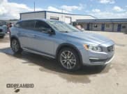 ✅ 2018 Volvo V60 • VIN: YV440MWK5J2055175 • Лот: 70752405. Опубликован ранее на Copart с пробегом 58 992 миль. Бесплатный доступ к архиву аукционных продаж из США и подробный отчёт об истории автомобиля на DreamBid. Изображение 4.