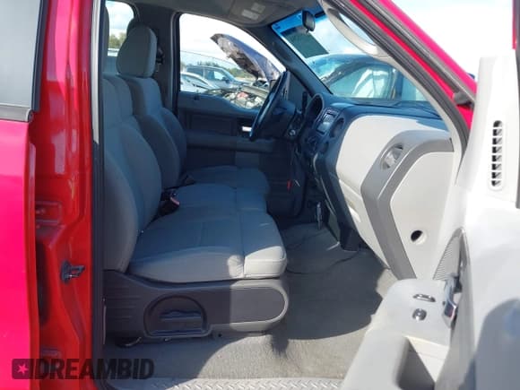 ✅ 2008 Ford F-150 XL • VIN: 1FTRW12W68FA07122 • Lot: 43715294. Listed on IAAI with 192,452 mi. Free auction sales archive from the USA and detailed vehicle history report at DreamBid. Image 5.