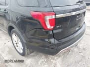 ✅ 2016 Ford Explorer XLT • VIN: 1FM5K7D89GGD22027 • Lot: 43841563. Wystawiony na IAAI z przebiegiem 96 581 mil. Bezpłatny archiwum sprzedaży aukcyjnych z USA i szczegółowy raport historii pojazdu na DreamBid. Zdjęcie 6.