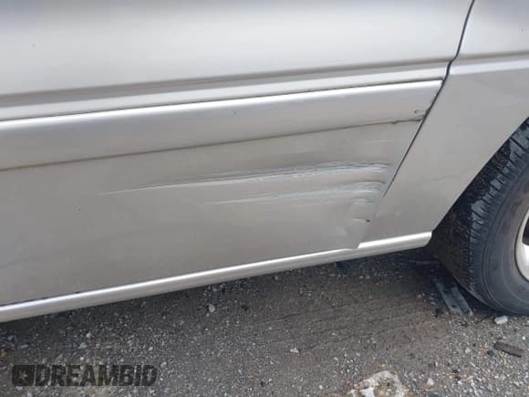 ✅ 2006 Ford Freestar SEL • VIN: 2FMZA52206BA28867 • Lot: 42873627. Wystawiony na IAAI z przebiegiem Nie podano. Bezpłatny archiwum sprzedaży aukcyjnych z USA i szczegółowy raport historii pojazdu na DreamBid. Zdjęcie 6.