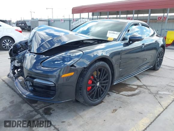 ✅ 2020 Porsche Panamera GTS • VIN: WP0AG2A74LL146654 • Lot: 43288607. Listed on IAAI with 27,511 mi. Free auction sales archive from the USA and detailed vehicle history report at DreamBid. Image 17.