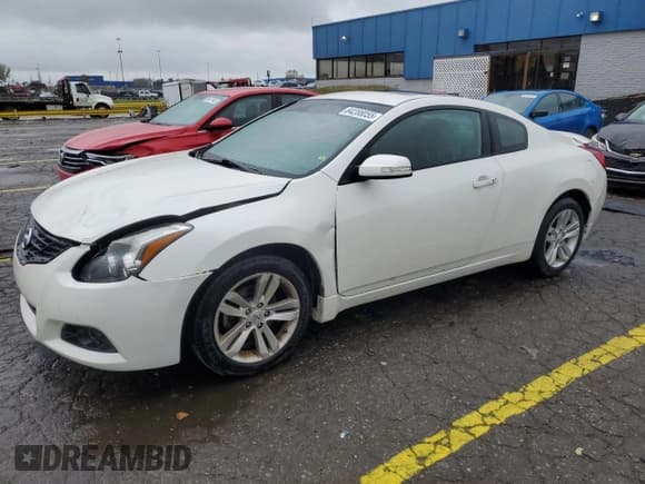 ✅ 2011 Nissan Altima S • VIN: 1N4AL2EP3BC157915 • Лот: 84288055. Опубликован ранее на Copart с пробегом 123 849 миль. Бесплатный доступ к архиву аукционных продаж из США и подробный отчёт об истории автомобиля на DreamBid. Изображение 1.