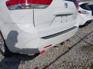 ✅ 2013 Toyota Sienna XLE • VIN: 5TDYK3DC9DS351530 • Лот: 43757259. Опубликован ранее на IAAI с пробегом 247 425 миль. Бесплатный доступ к архиву аукционных продаж из США и подробный отчёт об истории автомобиля на DreamBid. Изображение 20.