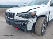 ✅ 2019 Jeep Cherokee Trailhawk • VIN: 1C4PJMBX7KD126848 • Lot: 42154124. Listed on IAAI with 94,248 mi. Free auction sales archive from the USA and detailed vehicle history report at DreamBid. Image 6.