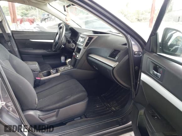 ✅ 2013 Subaru Outback 2.5i • VIN: 4S4BRBACXD3224914 • Лот: 43566999. Опубликован ранее на IAAI с пробегом 169 463 миль. Бесплатный доступ к архиву аукционных продаж из США и подробный отчёт об истории автомобиля на DreamBid. Изображение 5.