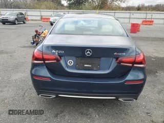 ✅ 2022 Mercedes-Benz A 220 • VIN: W1K3G4FB5NJ341281 • Лот: 92228325. Опубликован ранее на Copart с пробегом 45 892 миль. Бесплатный доступ к архиву аукционных продаж из США и подробный отчёт об истории автомобиля на DreamBid. Изображение 6.