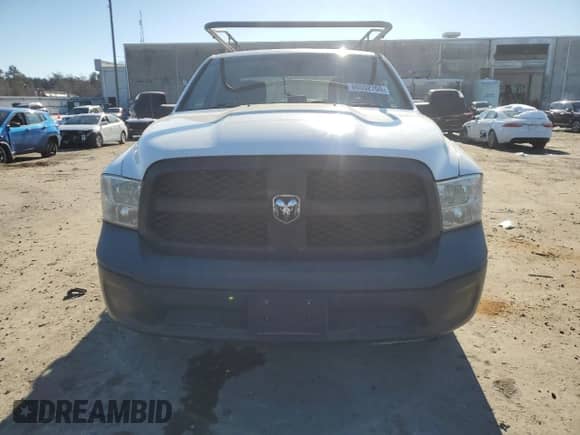 2019 Ram 1500 Express with VIN 1C6RR7FG6KS606055, listed as a Copart auction lot 86802704 with 260,080 mi miles and Salvage title. Bid and sale history available at DreamBid. Image 5.