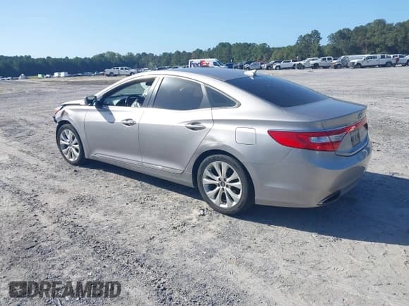 ✅ 2013 Hyundai Azera • VIN: KMHFG4JG3DA313290 • Лот: 43349370. Опубликован ранее на IAAI с пробегом 112 100 миль. Бесплатный доступ к архиву аукционных продаж из США и подробный отчёт об истории автомобиля на DreamBid. Изображение 3.